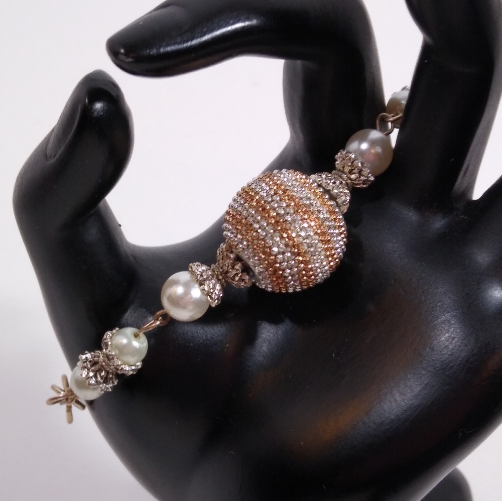 Gold Silver White Beaded Bracelet